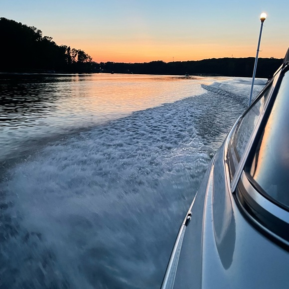 Meet your Posher, Staccie - Picture 4 of 5